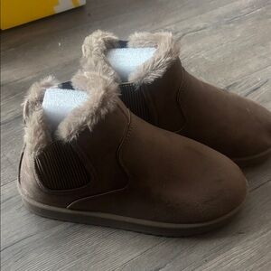 Brown Faux Fur Lined Ankle Boots